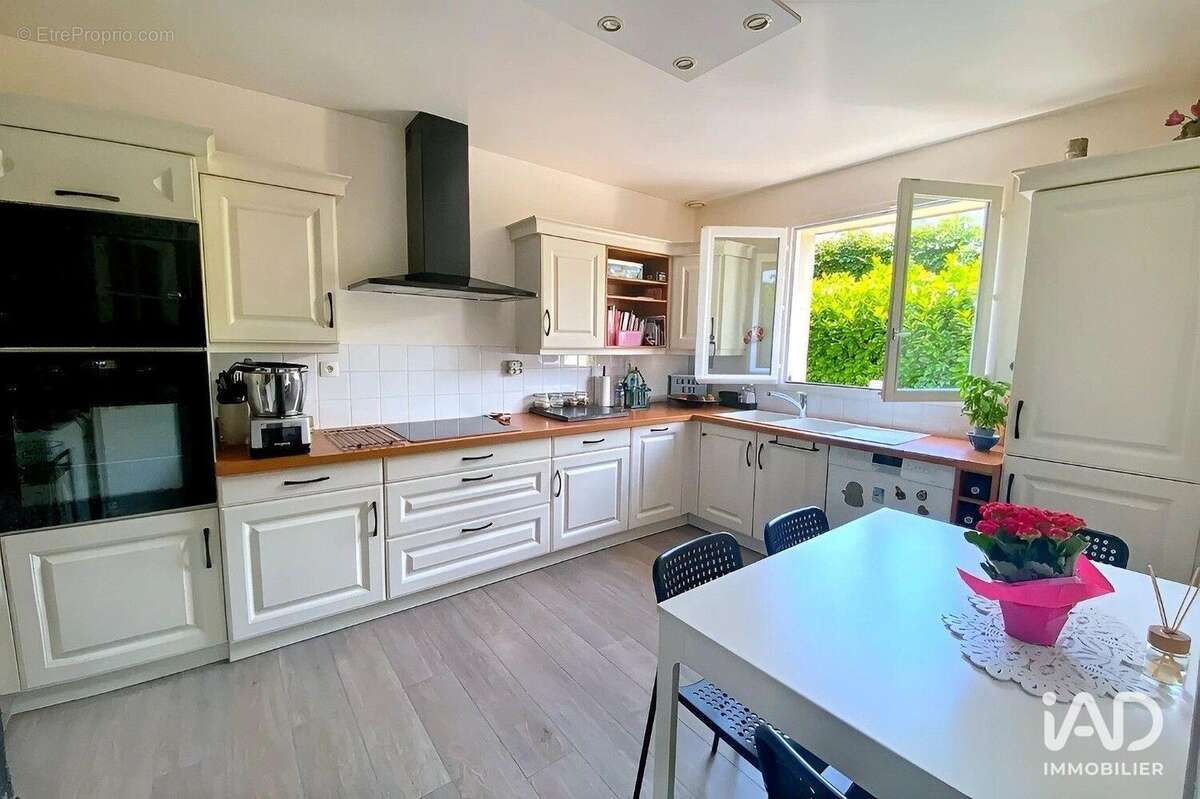 Maison 145 m² à Gournay-Sur-Marne  - photo 3