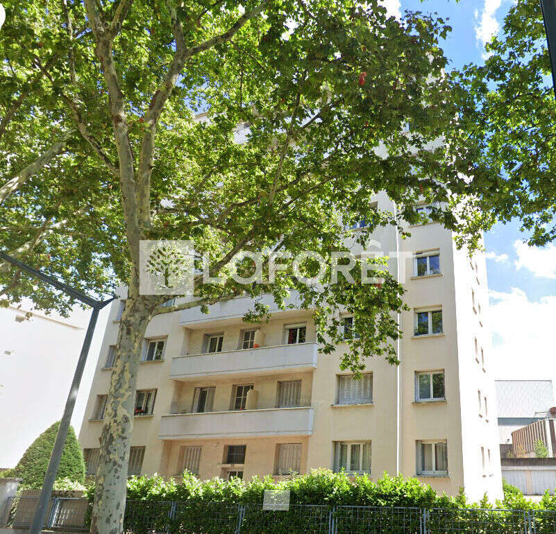 Appartement à LYON-8E