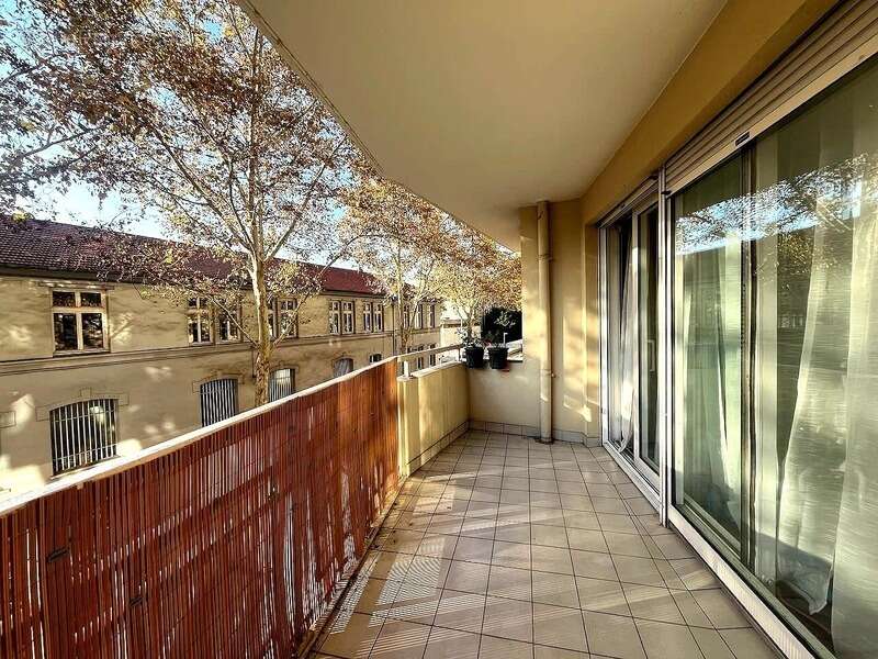 Appartement à LYON-6E