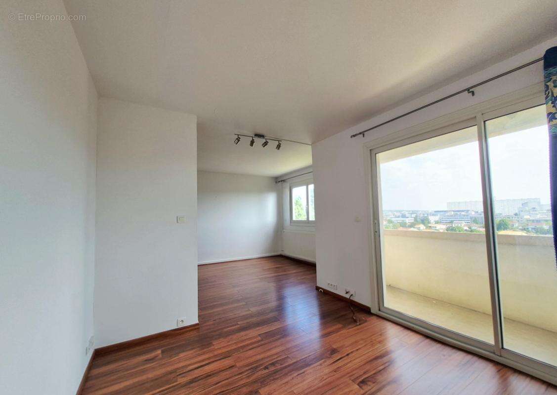 Appartement à LE BOUSCAT