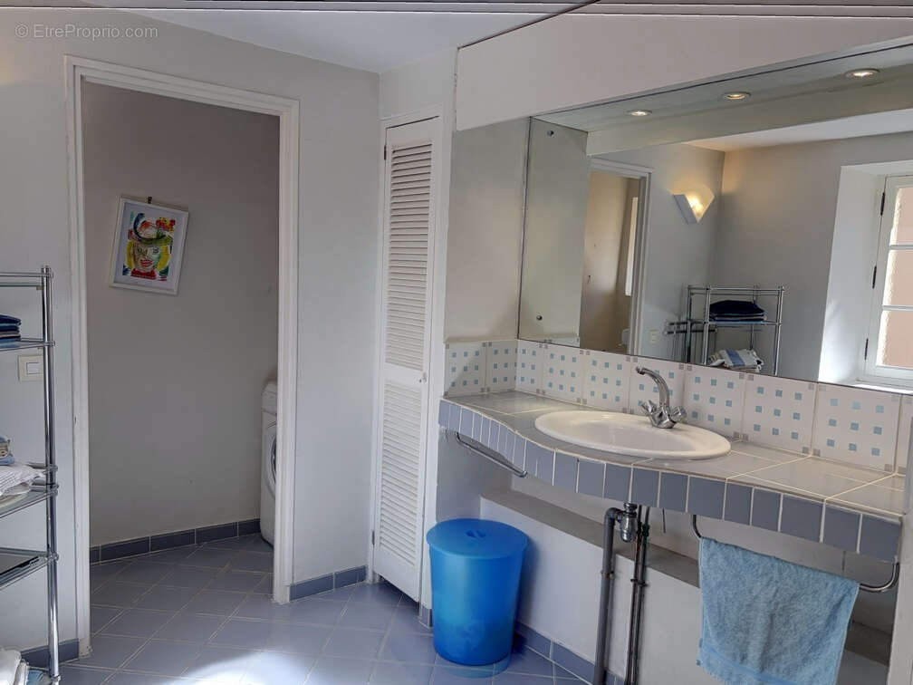 Maison à LA GARDE-FREINET