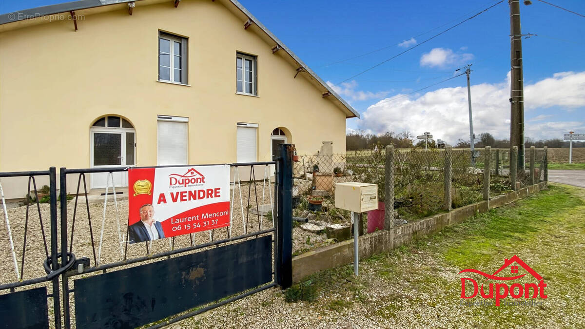Maison à VALLENTIGNY