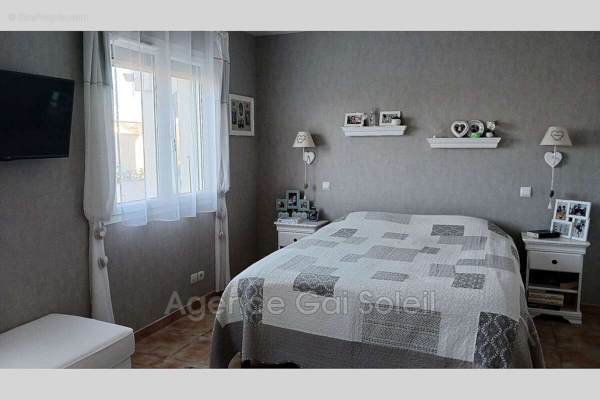 Maison à NISSAN-LEZ-ENSERUNE