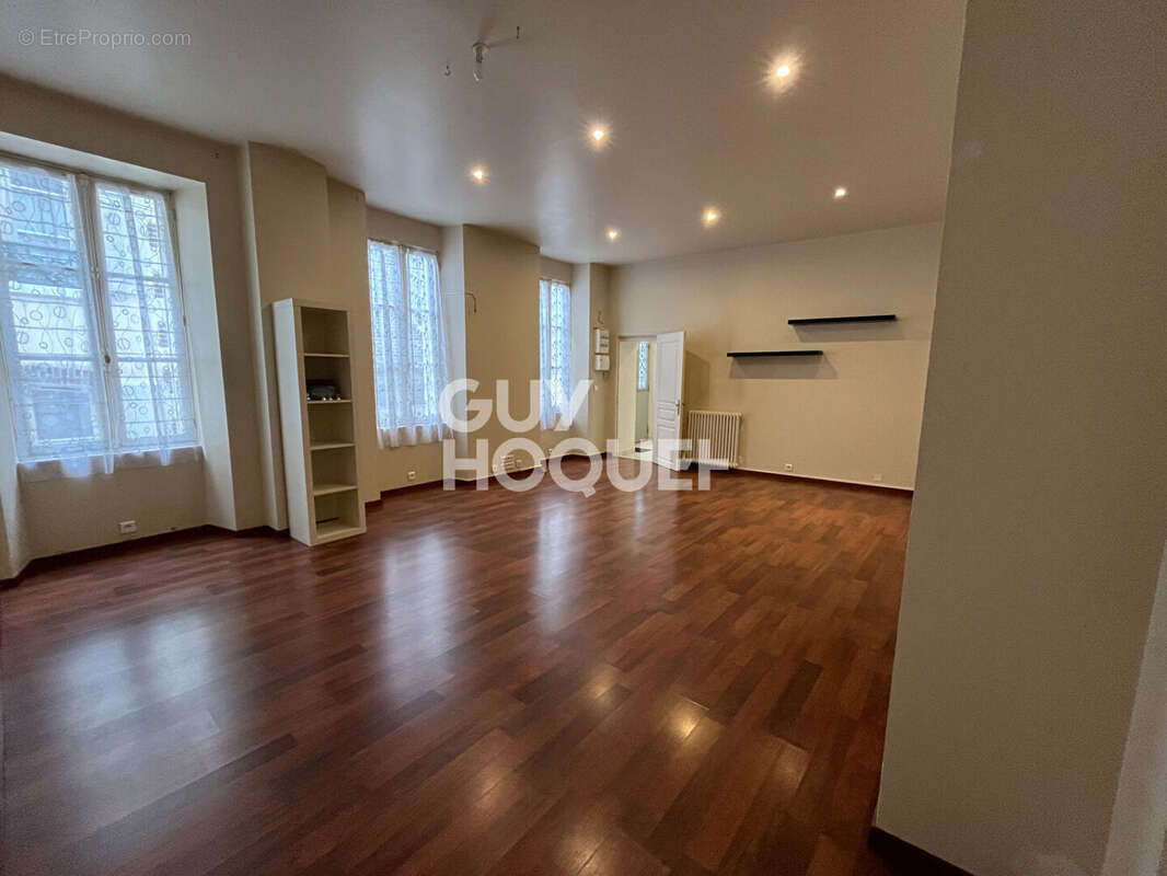 Appartement à JOIGNY