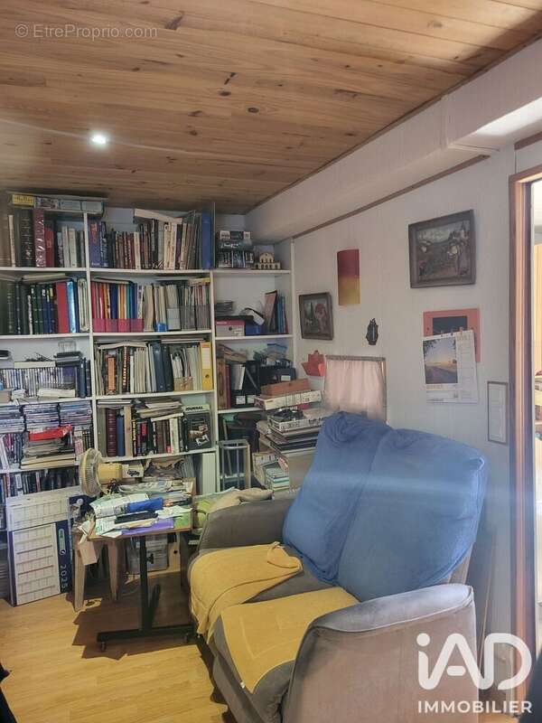 Photo 7
