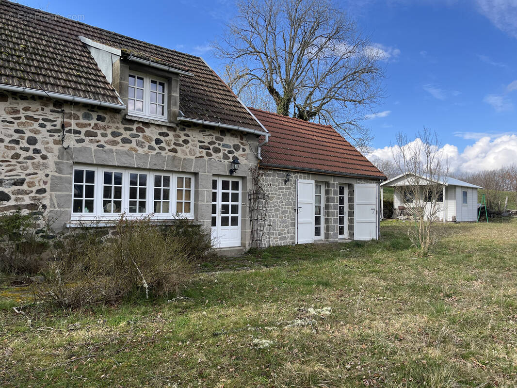 Maison à MEALLET