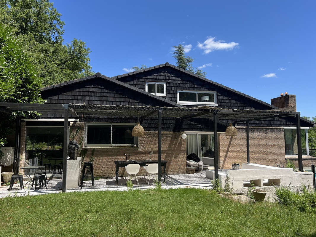 Maison à COSNE-COURS-SUR-LOIRE