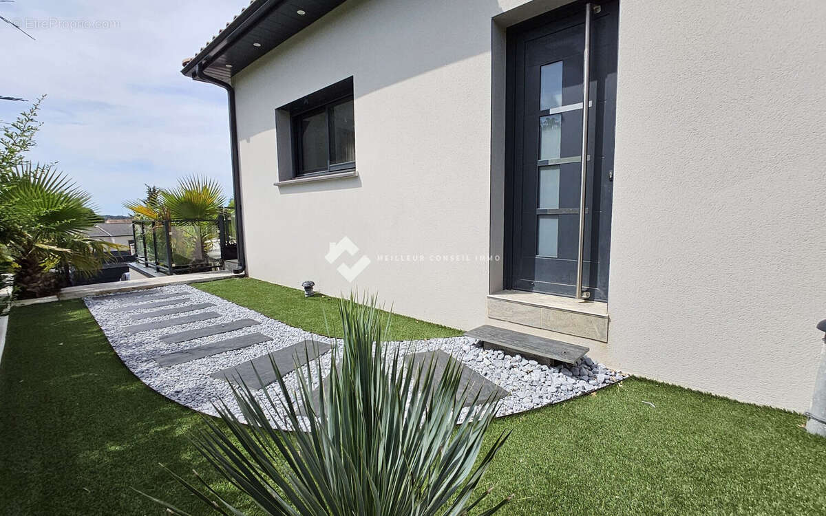 Maison 124 m² à Mons  - photo 2