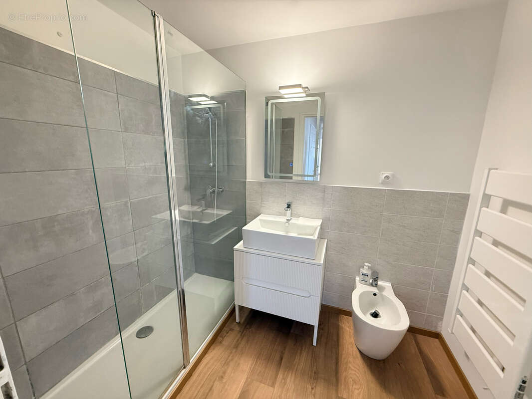 Appartement à FREJUS