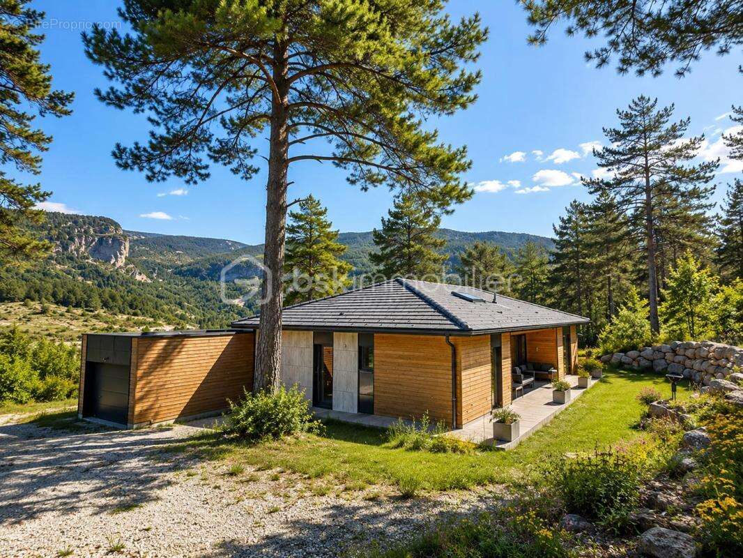 ANNOT – Maison contemporaine d'exception au cœur d'un écrin de nature - photo 19