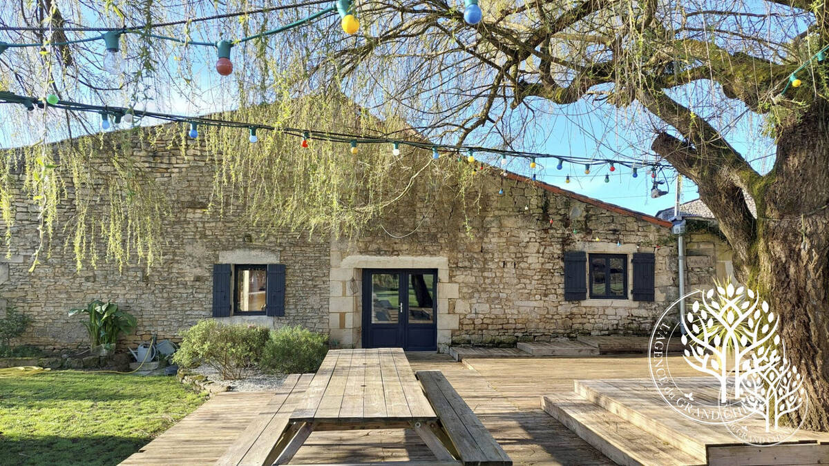 maison de campagne - Maison à SAINT-SAVINIEN