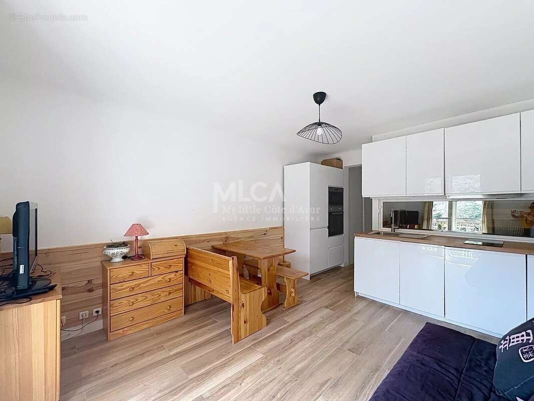 Appartement à SAINT-ETIENNE-DE-TINEE