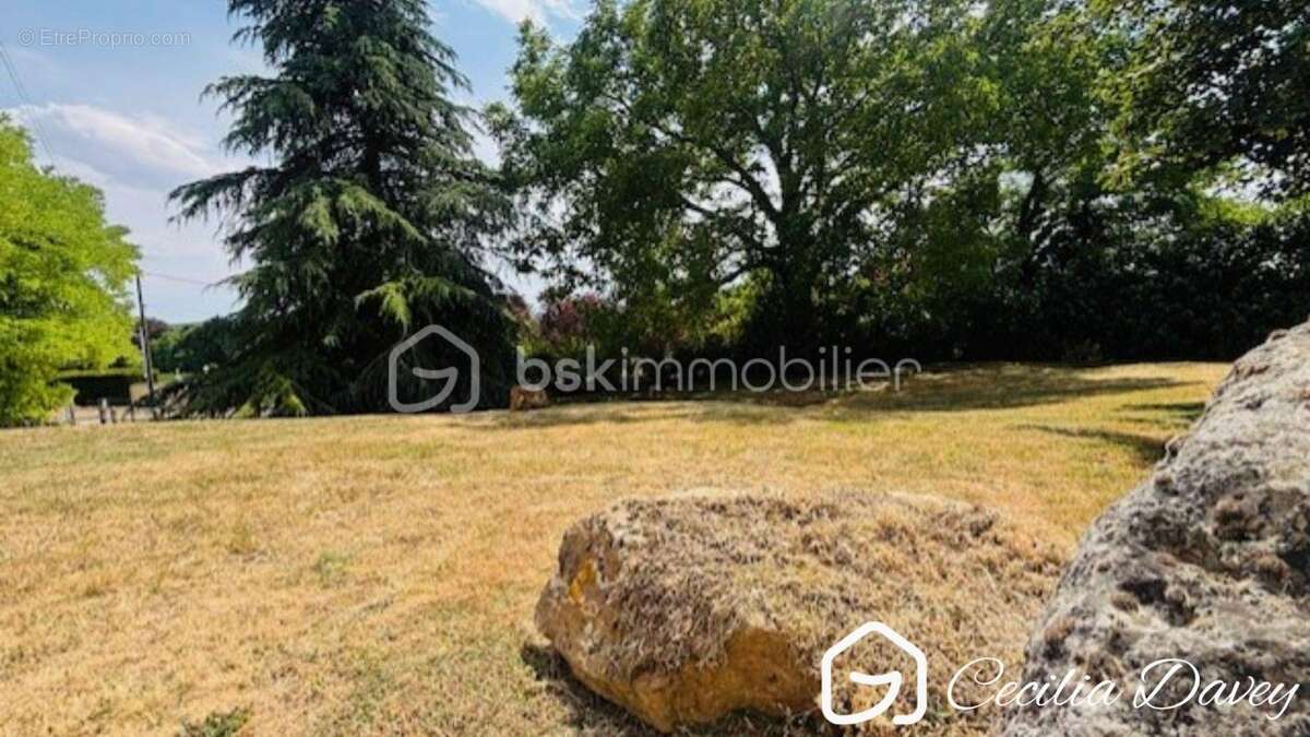 *** Nouveauté : Véritable coup de cœur pour cette propriété de caractère rare, mêlant authenticité, confort et sérénité, offrant - photo 5