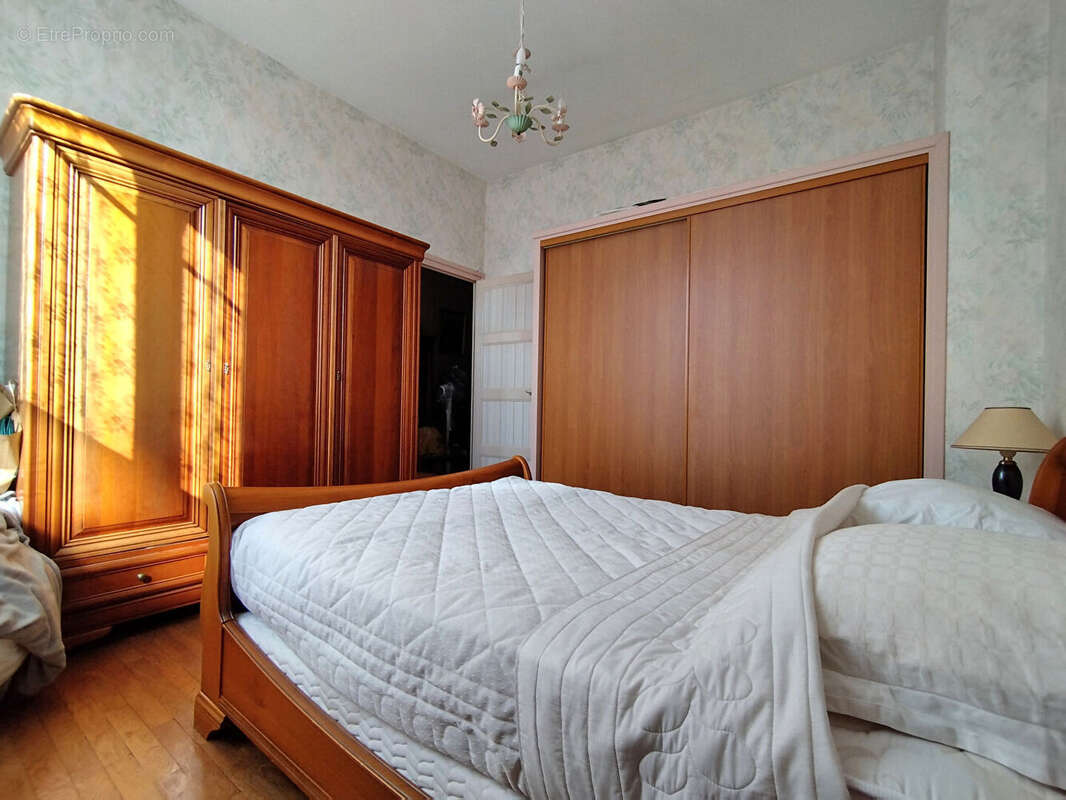 Maison à SAINT-PIERRE-DES-CORPS