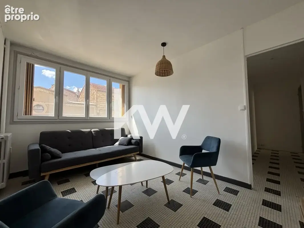 Appartement à SAINT-ETIENNE