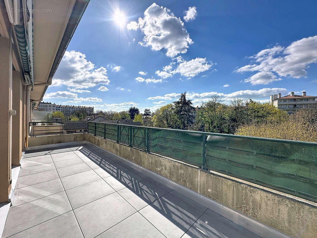 Appartement à LYON-5E