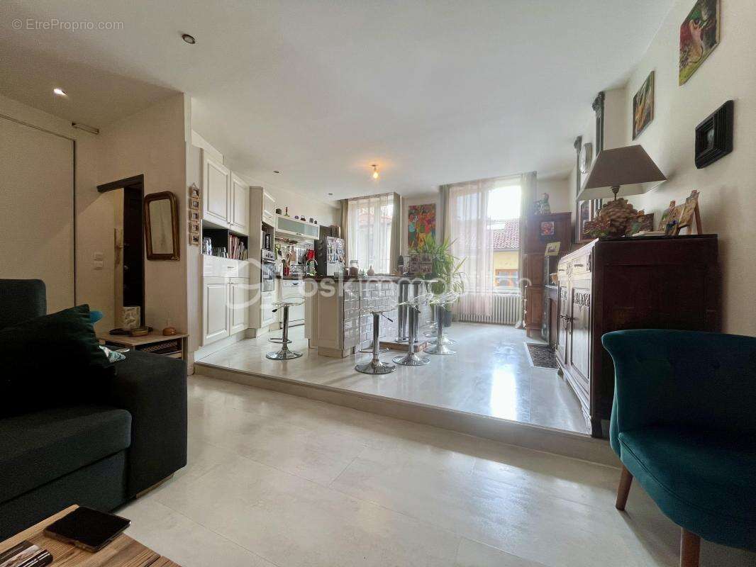 Agréable appartement avec terrasse et garage - 4 pièces / 95m2 - - photo 2