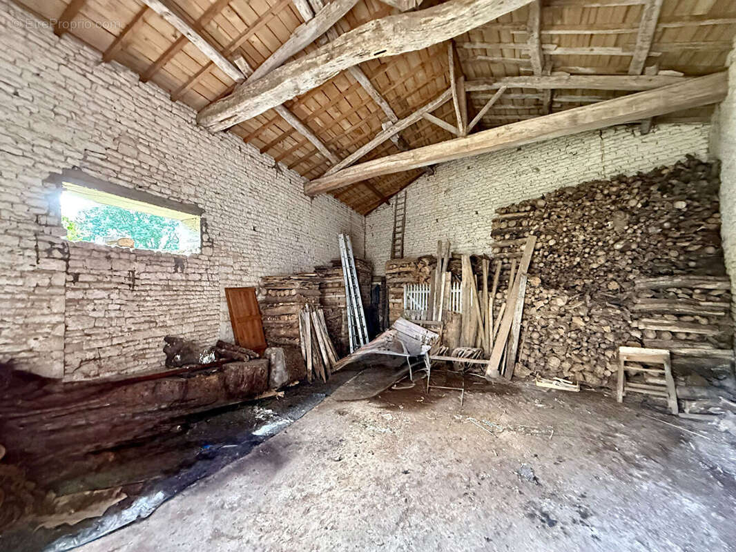 Maison à PERIGNE