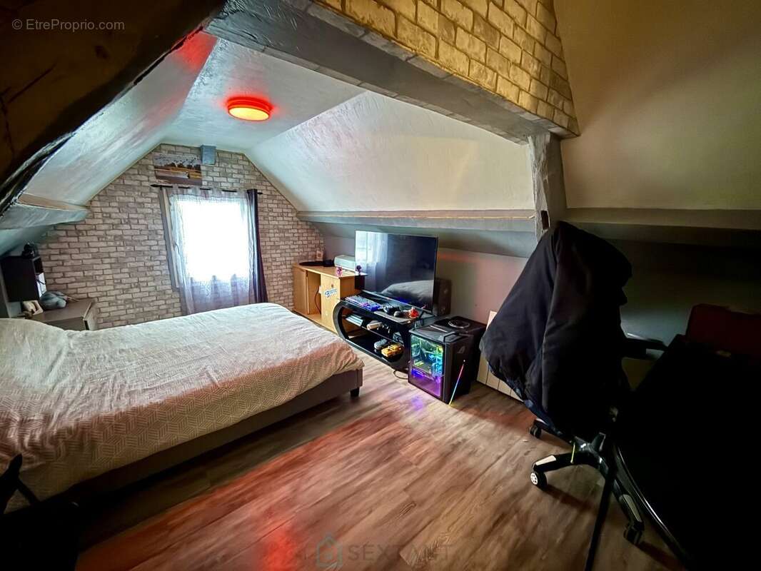 Maison à CALLENGEVILLE