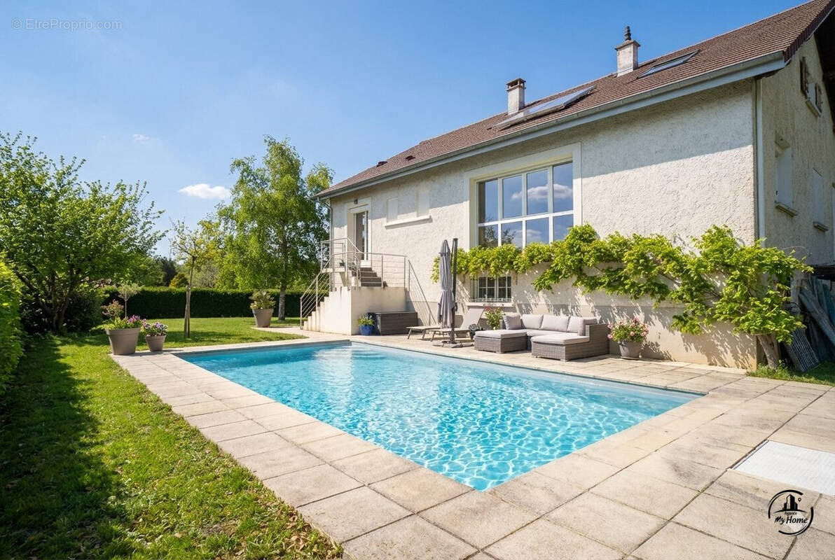 Maison à SAINT-HEAND