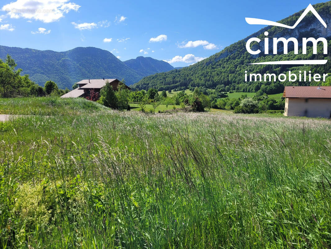 Terrain à LA CHAPELLE-EN-VERCORS