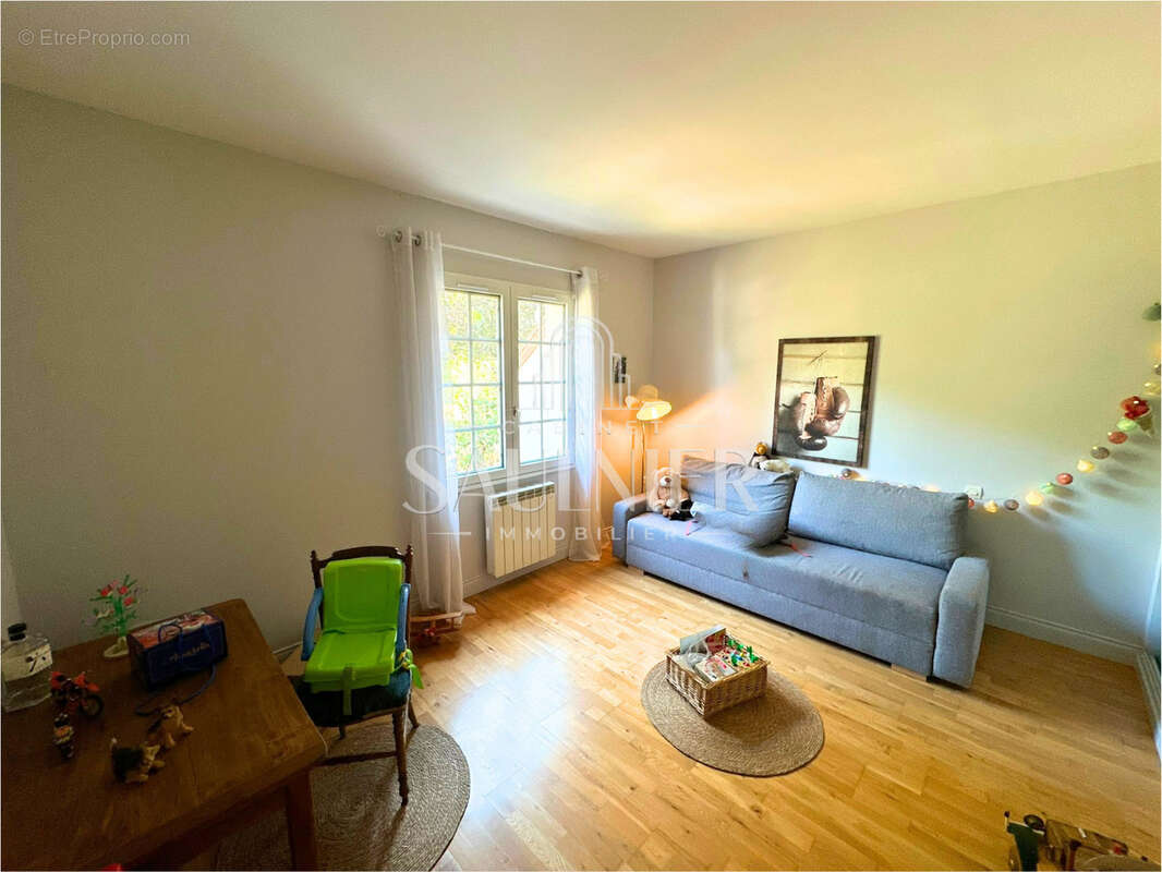 Le-Controis-en-Sologne (FRESNES) - Propriété de plain-pied avec piscine - photo 11