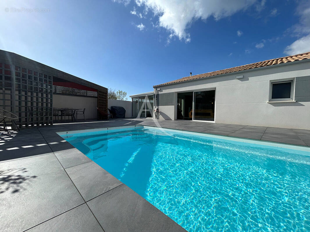 Maison à SAINTE-FOY