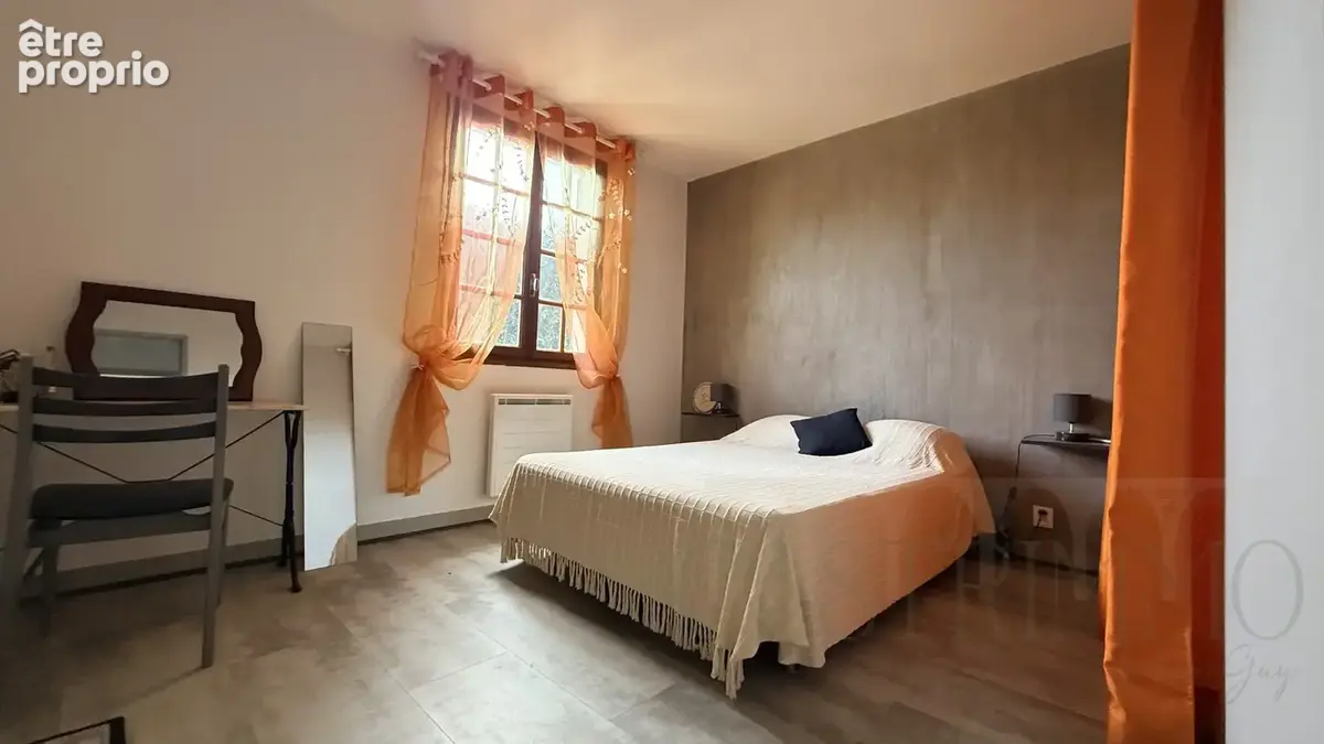 Maison de plain-pied  Castries   Terrain 502 m² - photo 5