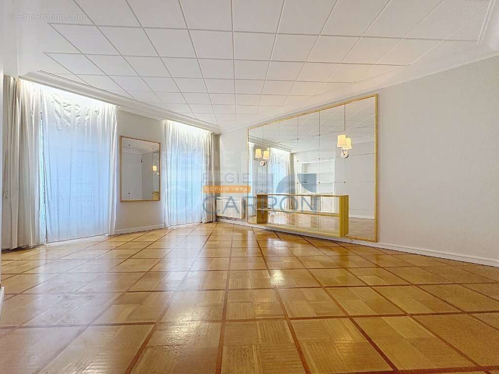 Appartement à LYON-1E