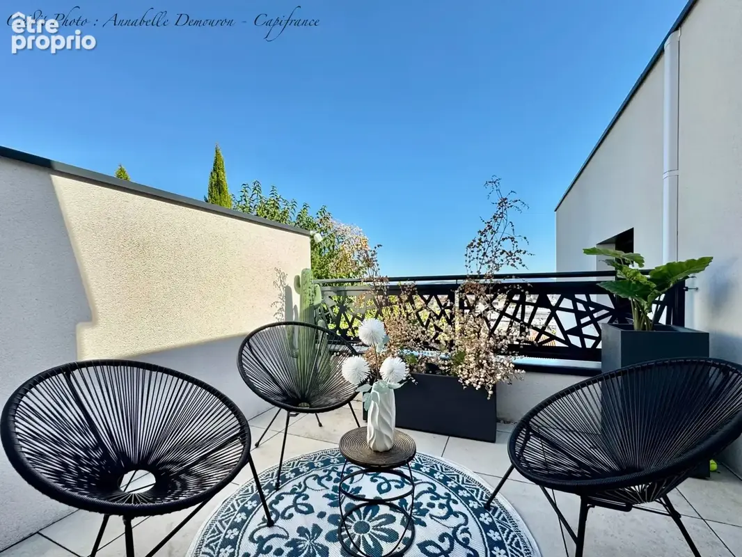 Villa d'Architecte contemporaine récente - 6 pièces/4 chambres - CLERMONT-FERRAND CHANTURGUE - Vue Panoramique - Piscine - photo 53
