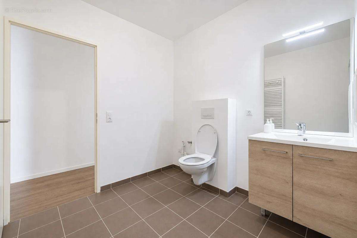 Appartement à MOISSY-CRAMAYEL