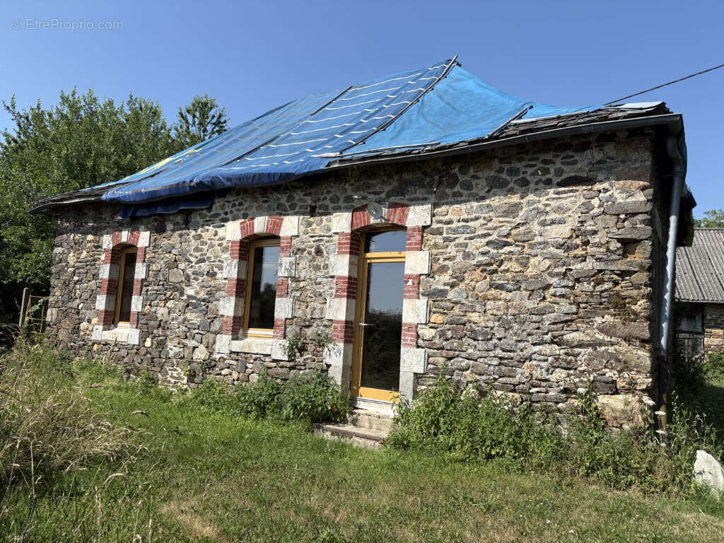 Maison à LAGRAULIERE