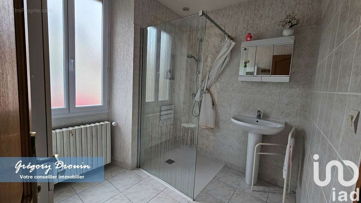 Maison 164 m² à Bromeilles  - photo 7