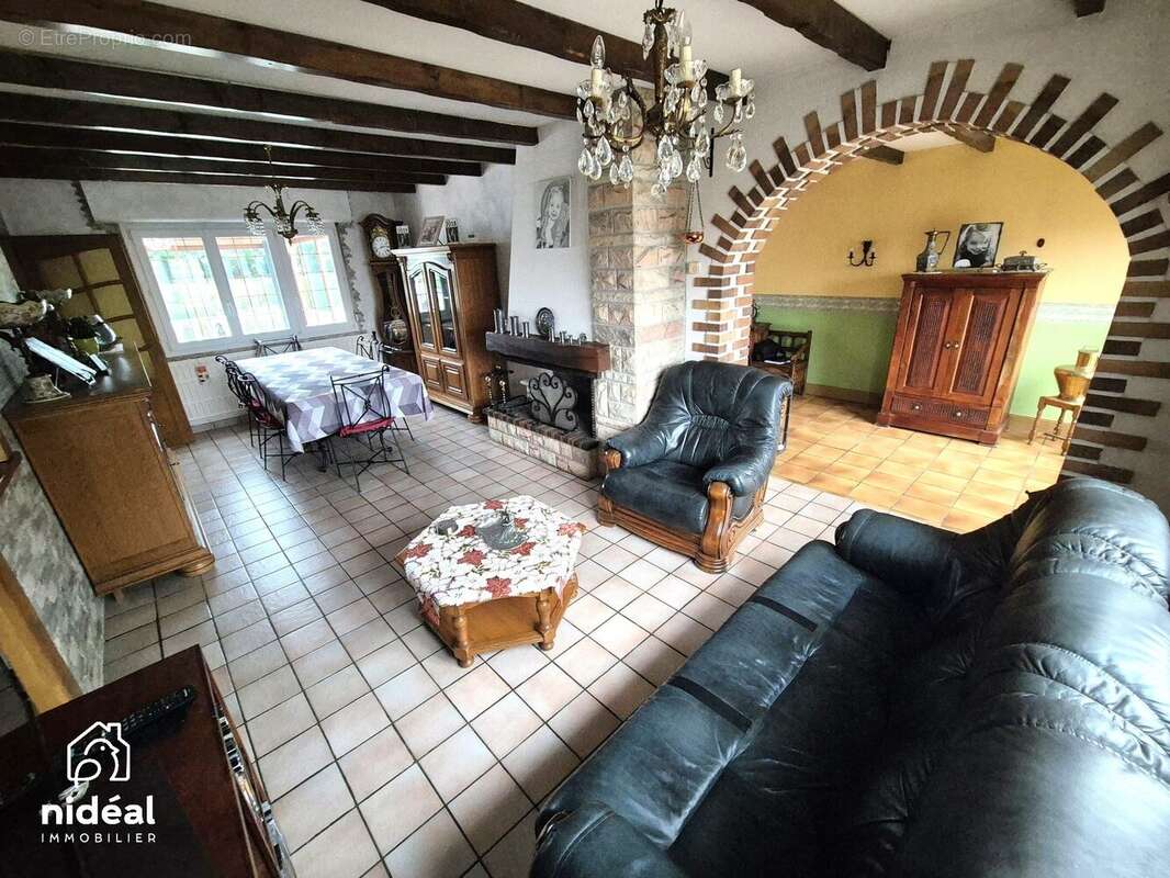 Maison à MONTIGNY-EN-CAMBRESIS