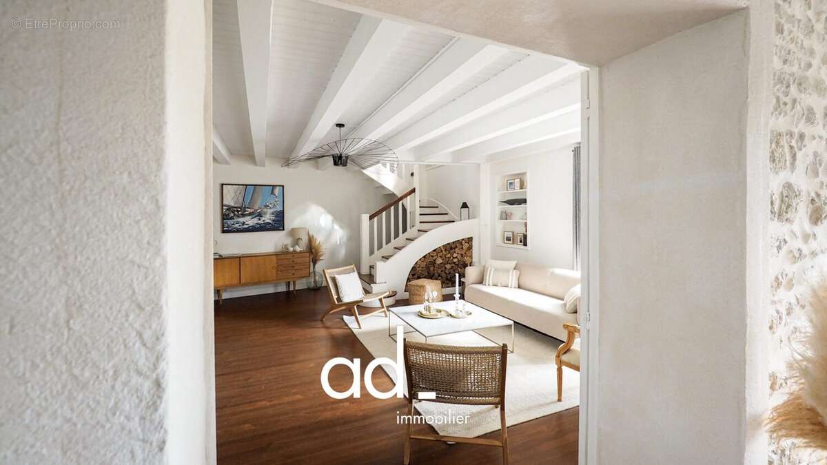 Maison à NIEUL-SUR-MER