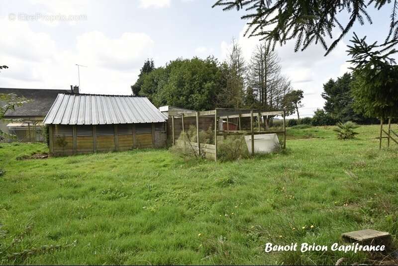 Maison à SAINT-MARTIN-DE-LANDELLES