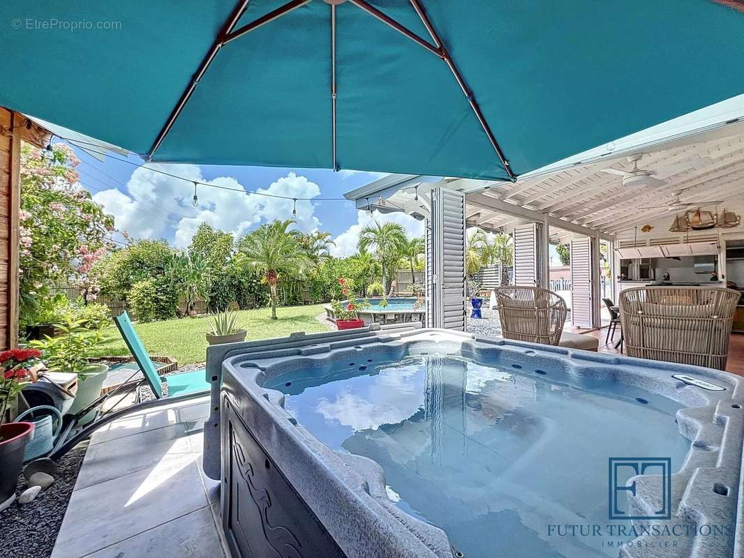 Maison à SAINT-FRANCOIS