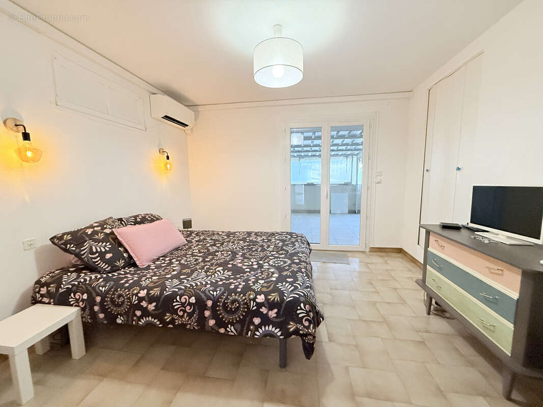CARNON maison T6 avec terrasses, garage et Locatif - photo 7