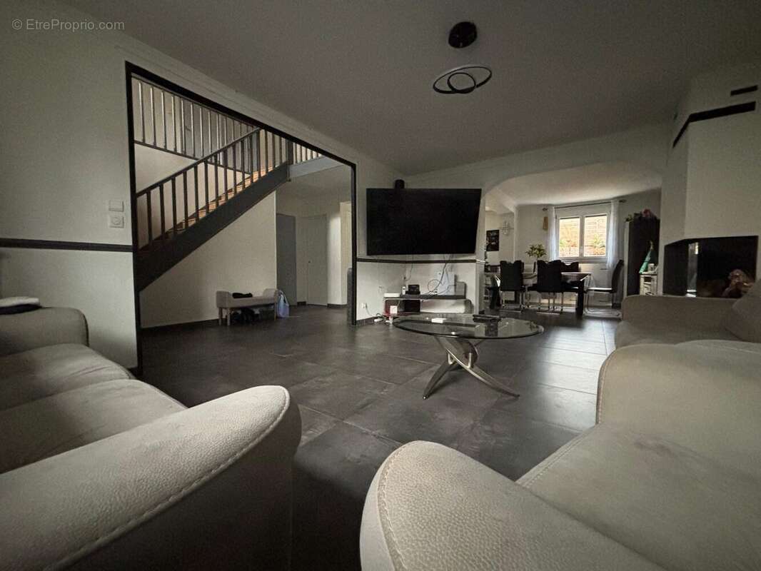 Maison à SAINT-GERMAIN-LES-CORBEIL