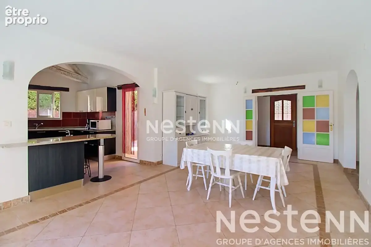 A VENDRE Maison Lorgues 6 pièces 167 m2- Piscine- Garage - photo 4