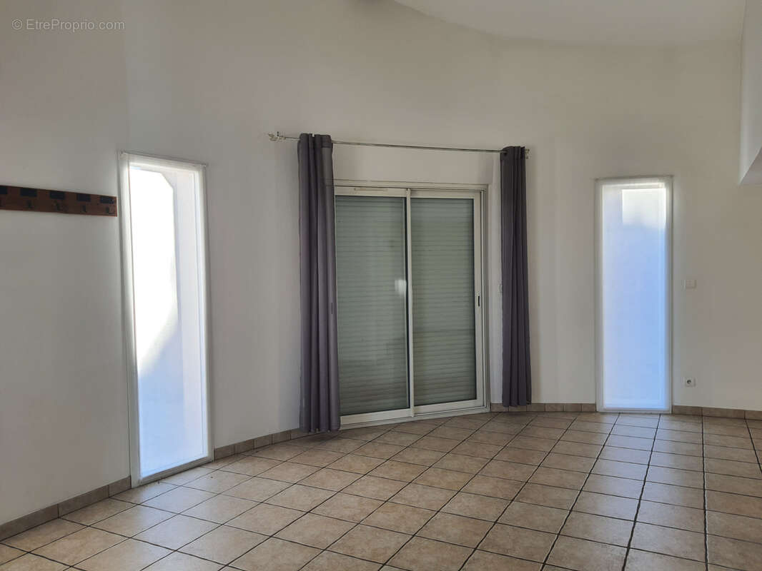 Maison à SAINT-GERMAIN-LAVAL