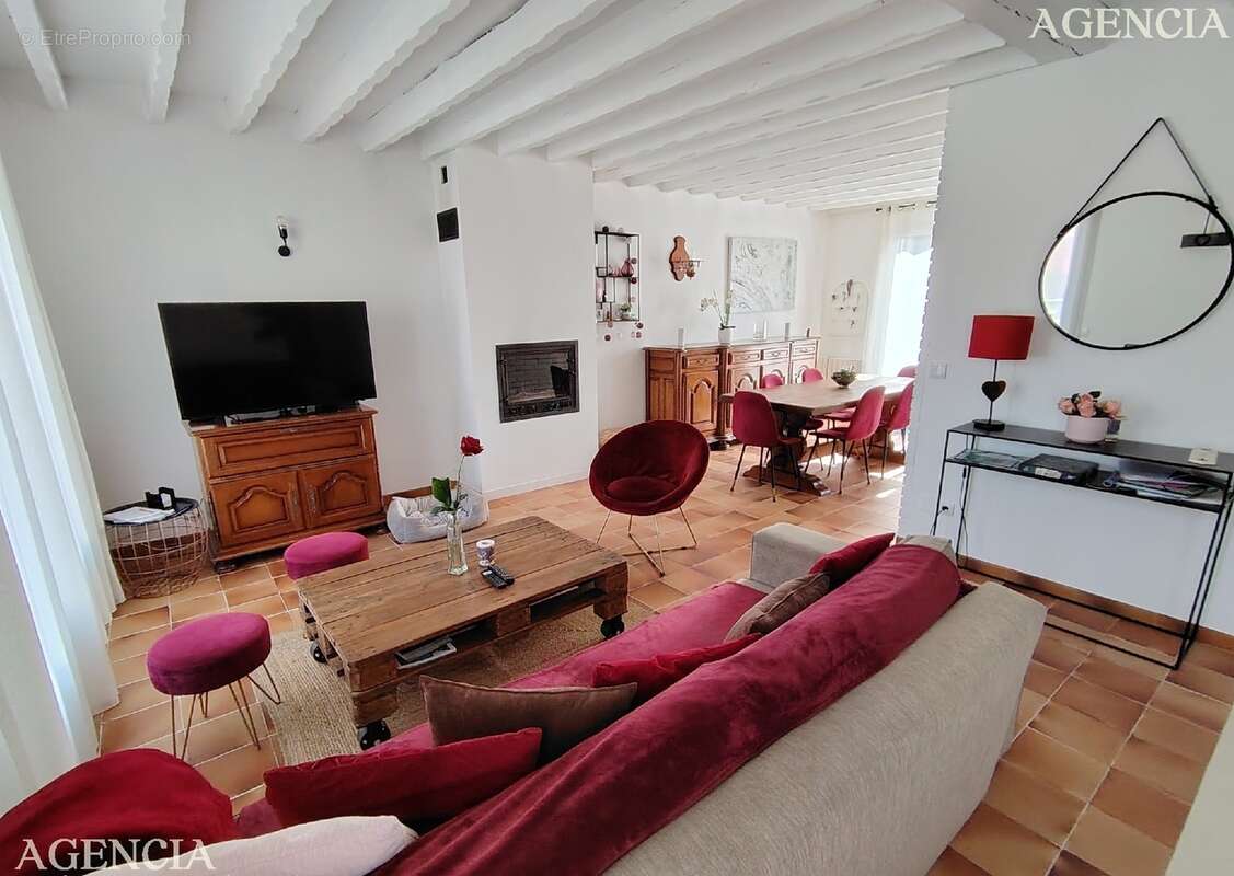 Maison à PONTAULT-COMBAULT