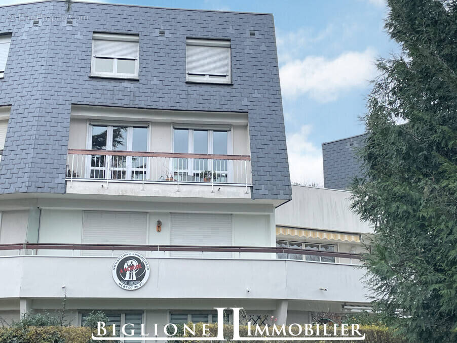 Appartement à COUBRON