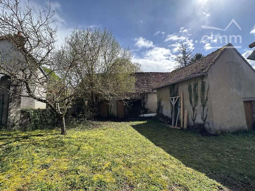 Maison à MOLINEUF