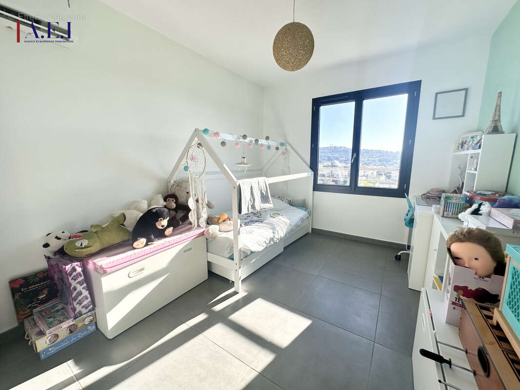 *Sanary - Maison récente avec piscine - photo 19