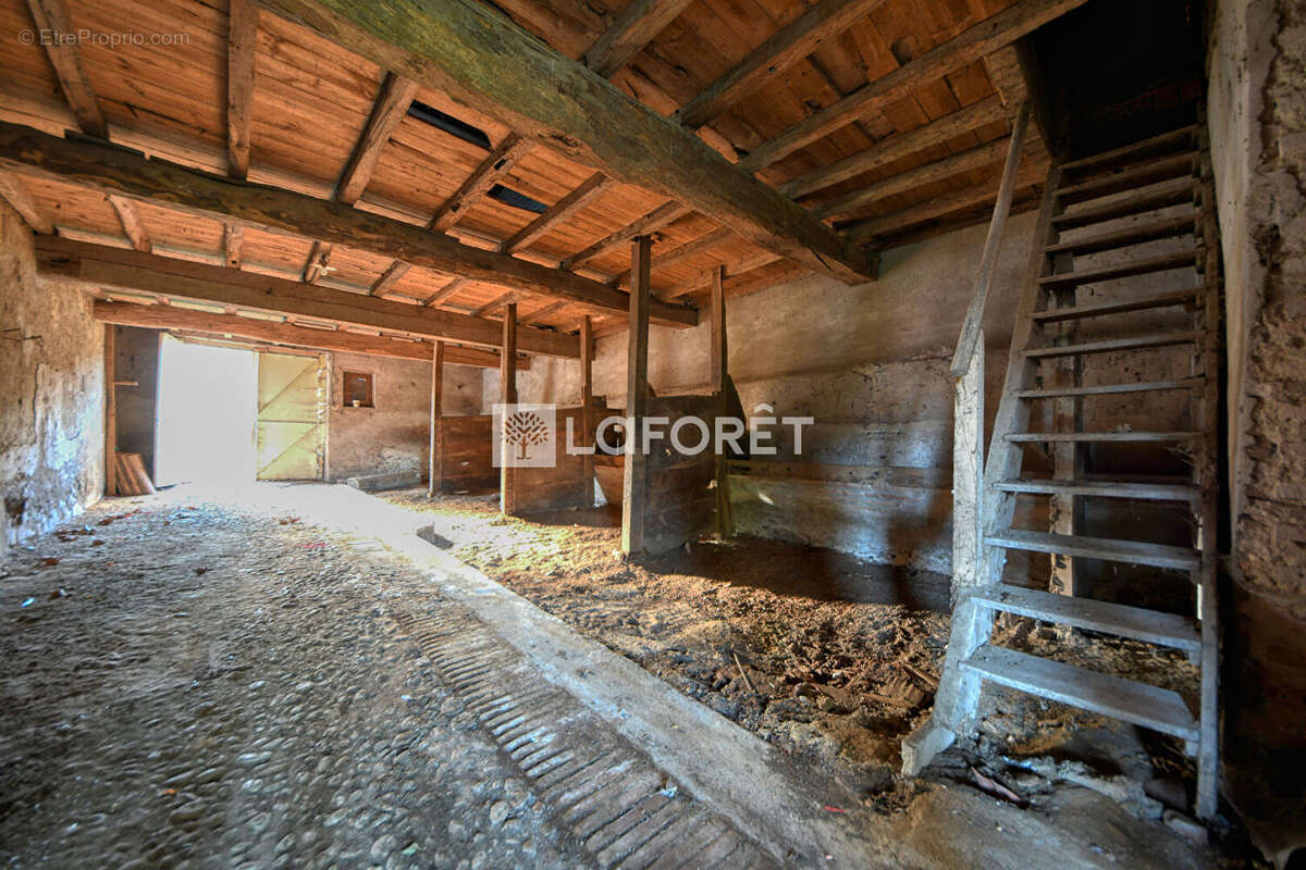 Maison à PARISOT