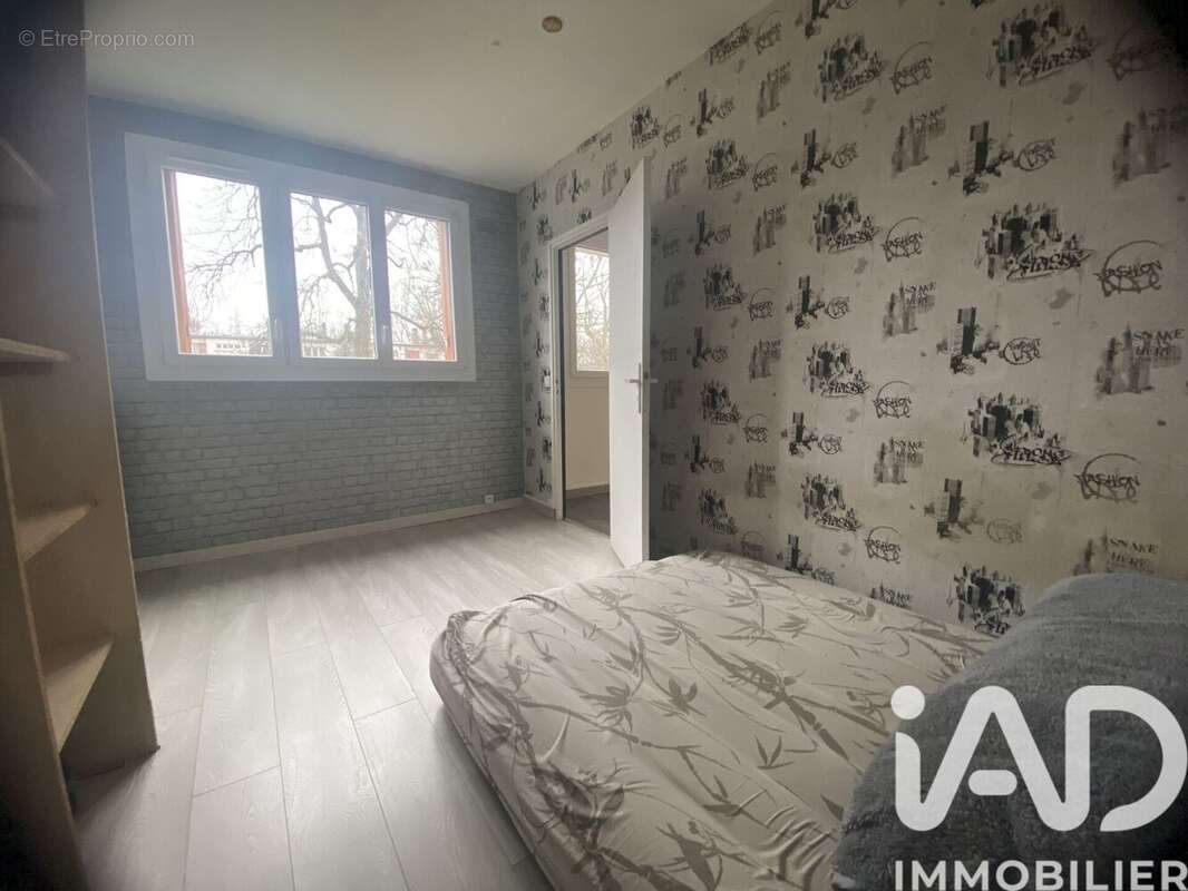 Photo 4 - Appartement à LIVRY-GARGAN