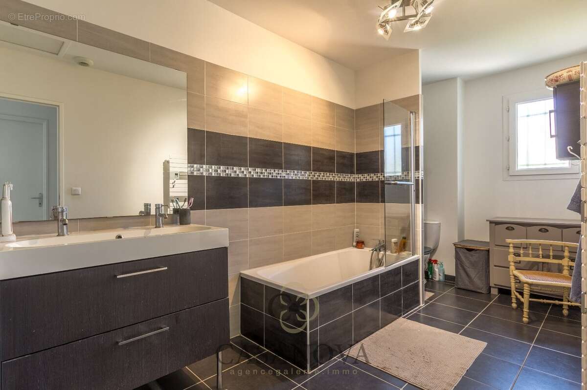 Maison à SAINT-AUNES