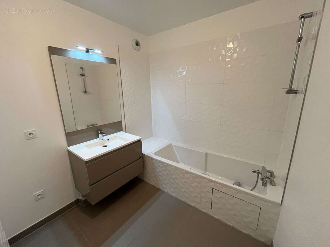 Appartement à CHAVILLE