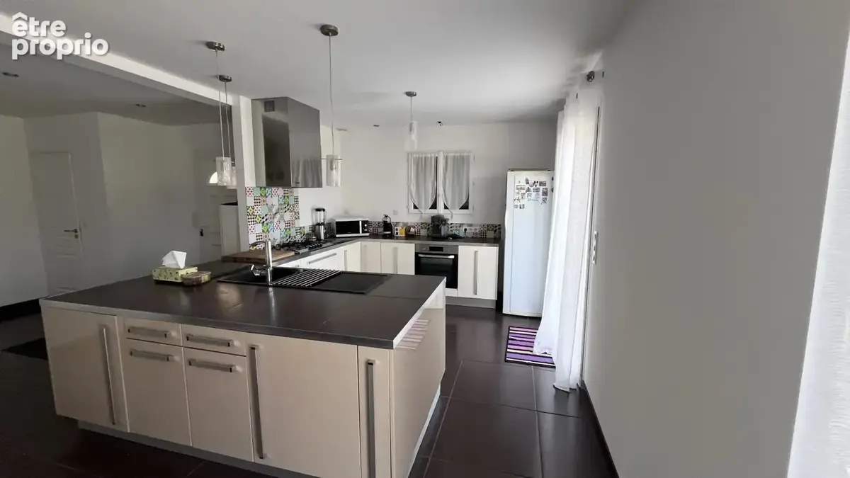 Maison 6 pièces 149 m² à vendre à Montpezat-De-Quercy (82270) - photo 3